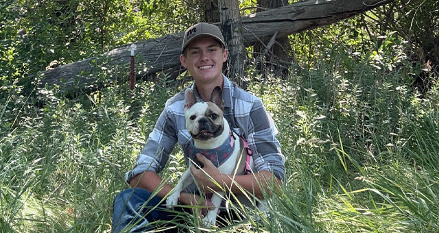 Cruz Petersen veterinary team member bio photo at Peak Pet Urgent Care Reno