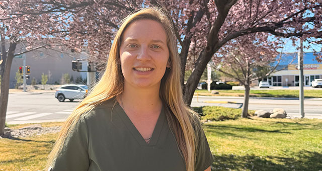 Stephanie Gold veterinary team member at Peak Pet Urgent Care Reno NV – biography photo